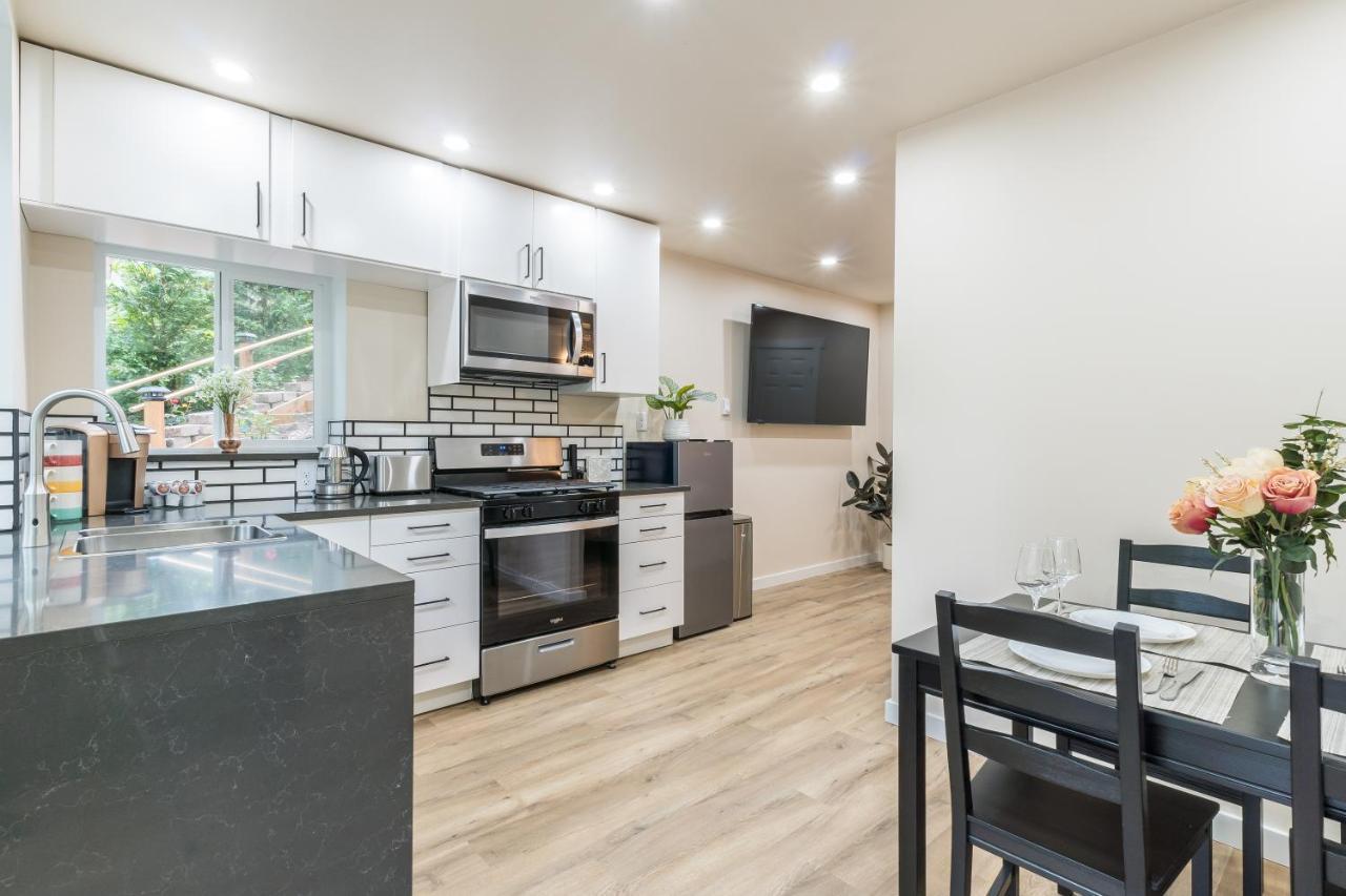 Beautiful Place With A Great Location, Free Parking, Wifi & Large Tv. 联邦路 外观 照片